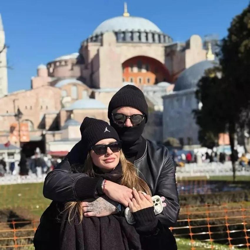 Mauro Icardi İstanbul'u maskeyle gezdi! Sevgilisi China Suárez yalnız bırakmadı
