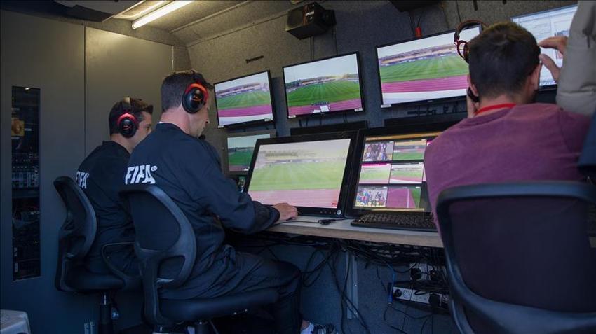 Futbolda devrim gibi değişiklik! VAR ve Ofsayt kuralı sil baştan, artık olmayacak