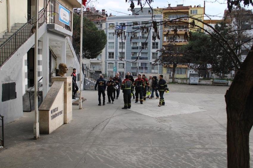 Aydın'ı ayağa kaldıran olay! Okulda yangın ihbarı ekipleri harekete geçirdi, ortaya çıkan gerçek şok etti