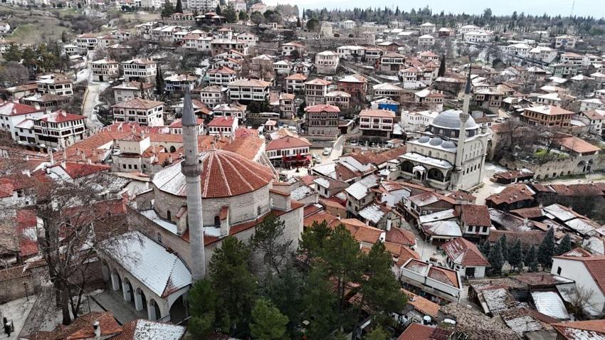 Safranbolu'daki asırlık camiler Ramazan ayına hazırlanıyor