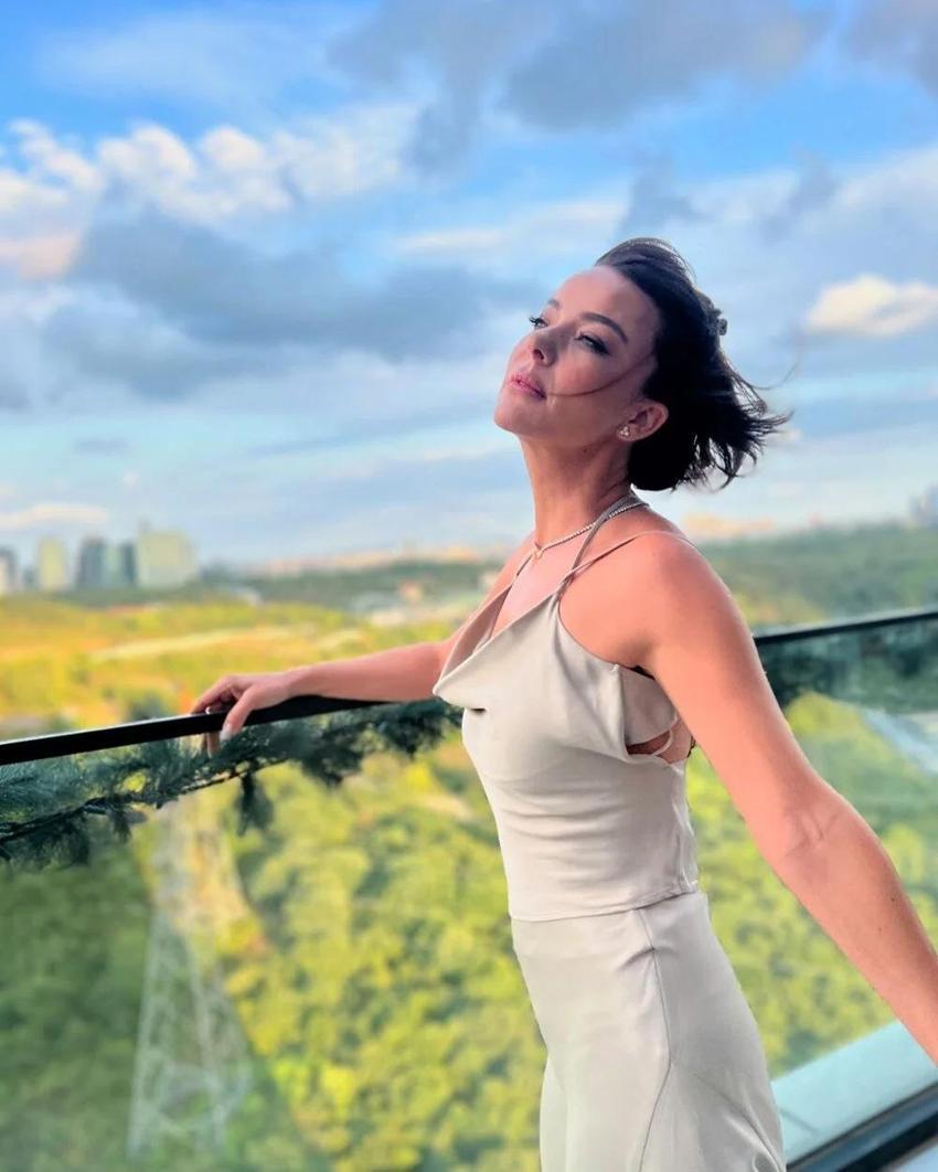 Ünlü sunucu kanser tedavisi gördüğünü açıklamıştı: Ekranlara geri dönüyor