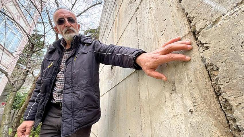 İzmit'te korkutan görüntü! İstinat duvarında dökülme oldu yarıklar her geçen gün büyüyor
