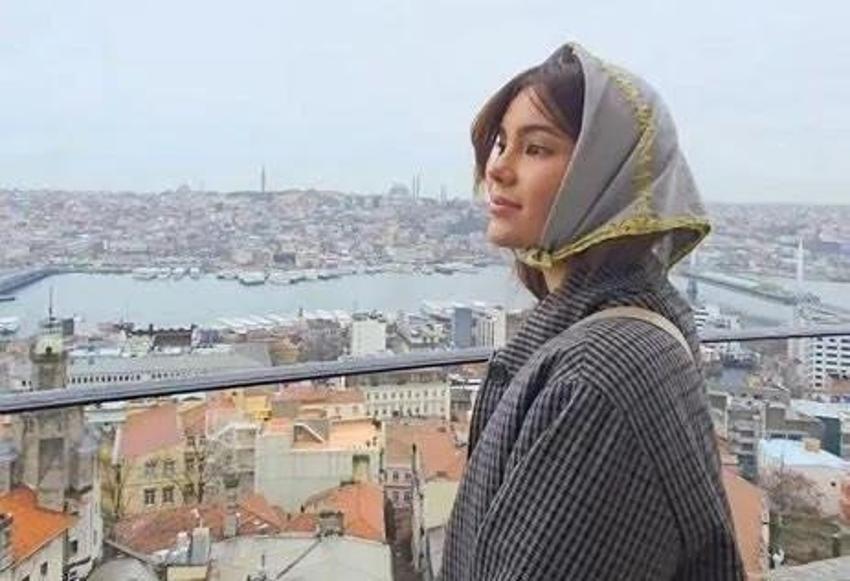 Kainat güzeli aşk acısına çareyi Türkiye'de buldu!
