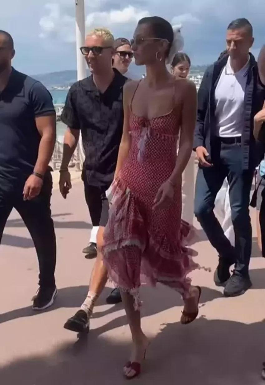 Bella Hadid'den Ramazan ayı mesajı! 'Tüm Müslüman dostlarıma'