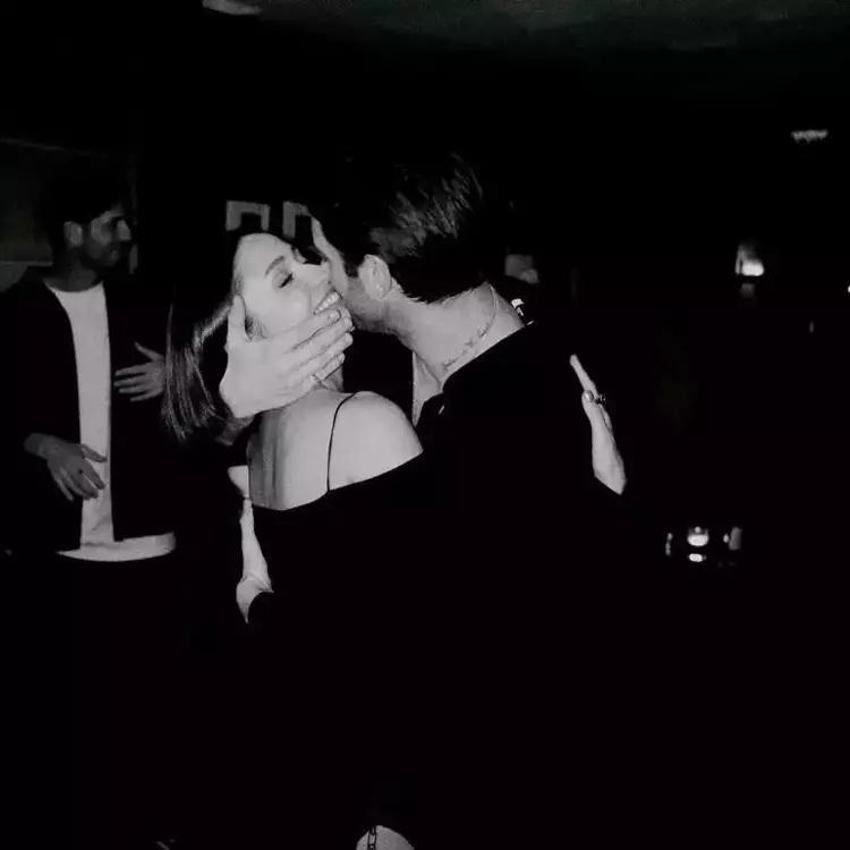 Zeynep Bastık ve Serkay Tütüncü yaz tatiline çıktı!