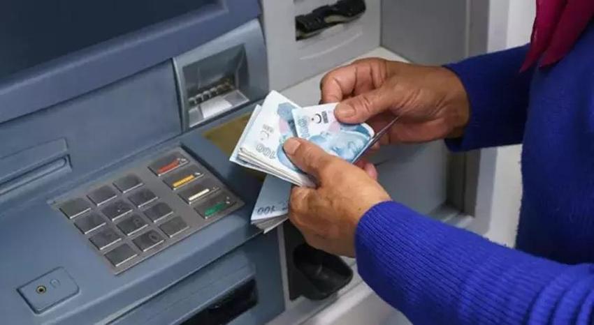 Ramazan Bayramı 30 Mart'ta emekli ikramiyesi masada! 3'lü formül konuşuluyor