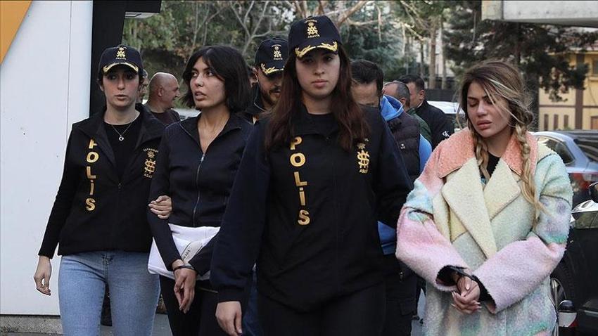 Bahar Candan ve Nihal Candan kardeşlerin aralarında bulunduğu 21 sanıklı dolandırıcılık davasının görülmesine devam edildi: Bahar herkesten para isterdi