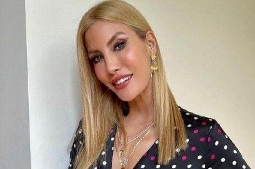 Çağla Şıkel'in sıradışı kahvaltısı! Sosyal medyanın diline düştü