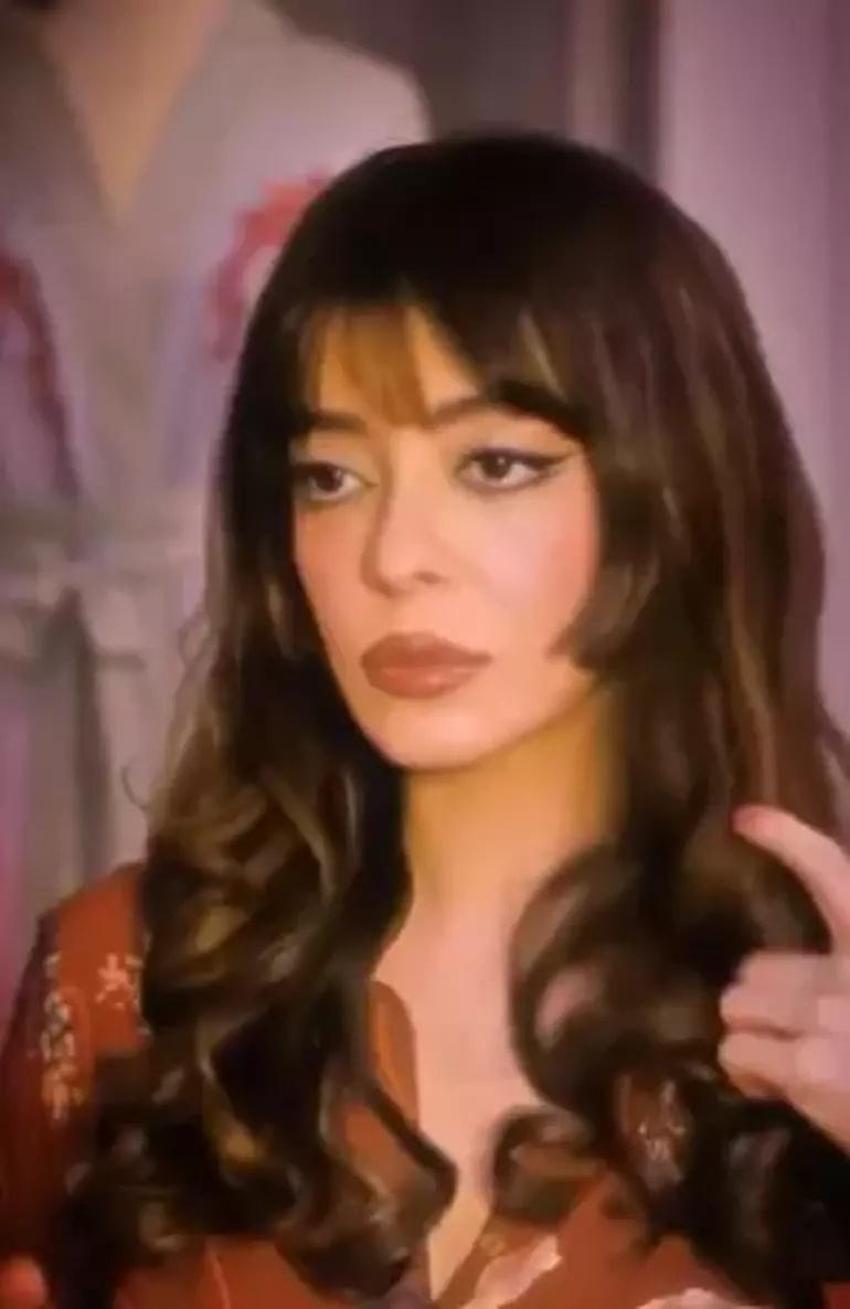 Selin Şekerci'nin Türkan Şoray makyajına yorum yağdı!