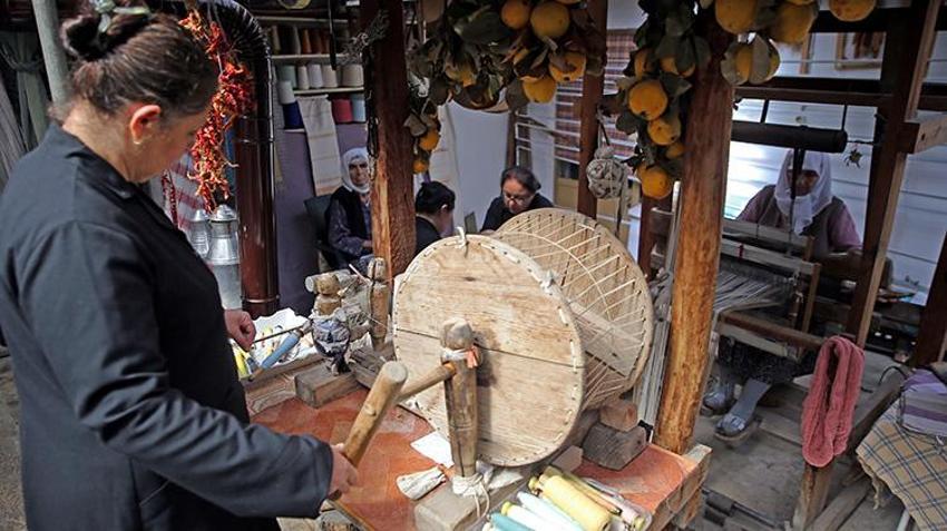 7 kuşak aynı işi yapıyor! Ailesinin 300 yıllık geleneğini gelecek nesillere aktarıyor