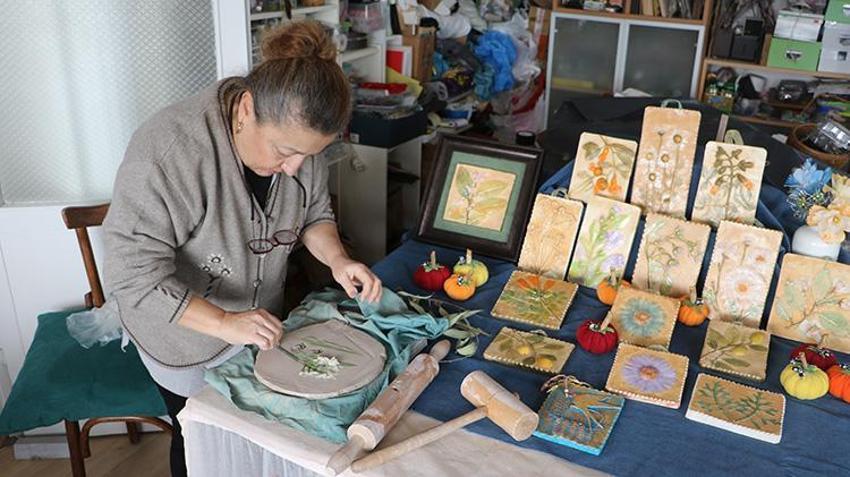 Samsun'da doğanın atıkları sanatla buluşuyor: Doğadan topladığı çiçek ve yaprakları ölümsüzleştiriyor