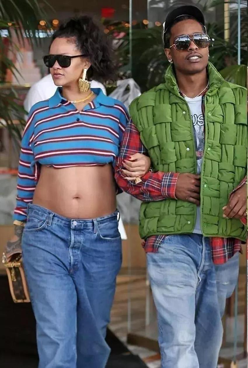 Rihanna doğum fotoğraflarını paylaştı! 'İnciler ve güneş gözlüğüyle doğurdum'