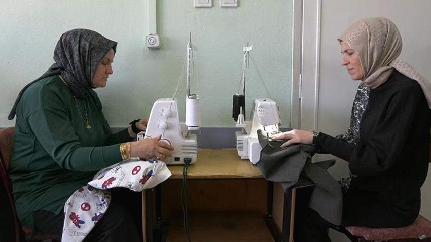 Bursa'da örnek proje! İhtiyaç sahibi çocukların bayramlıkları hazırlanıyor