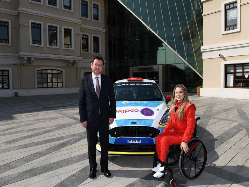 Türkiye'nin ilk engelli kadın pilotu, Ege Rallisi’nde piste çıkacak