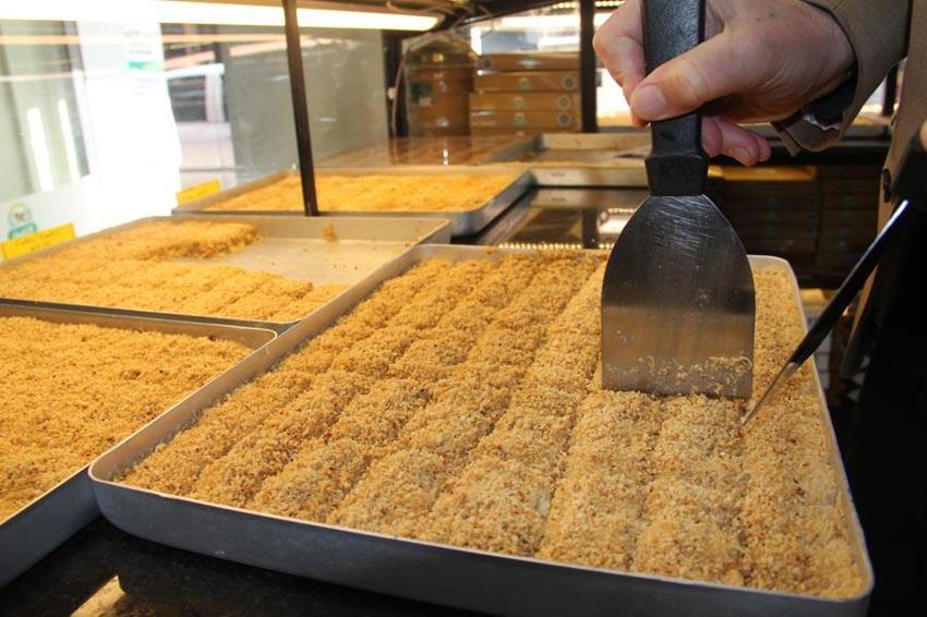 Giresun'a özgü lezzetler, fındıklı sütlü kadayıf ve fındık ezmeli kadayıf tatlısı Ramazan sofralarının vazgeçilmezi oldu