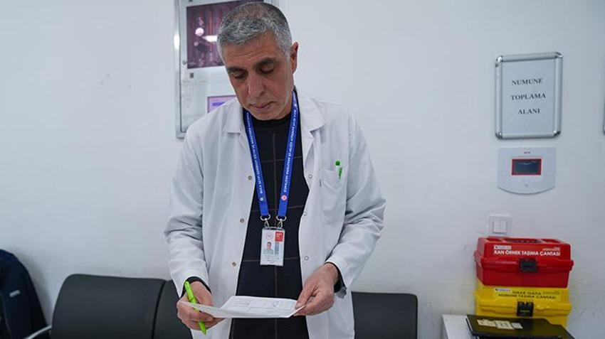 56 yaşında doktor oldu! Turist rehberliği yapan vatandaş yıllar önce terk ettiği üniversiteye geri döndü