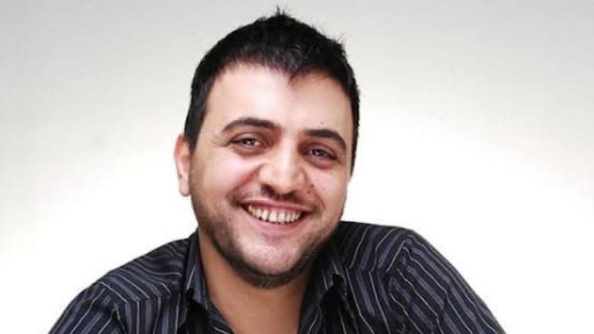 Şinasi Yurtsever hayatını kaybetti! Ünlülerden taziye mesajları