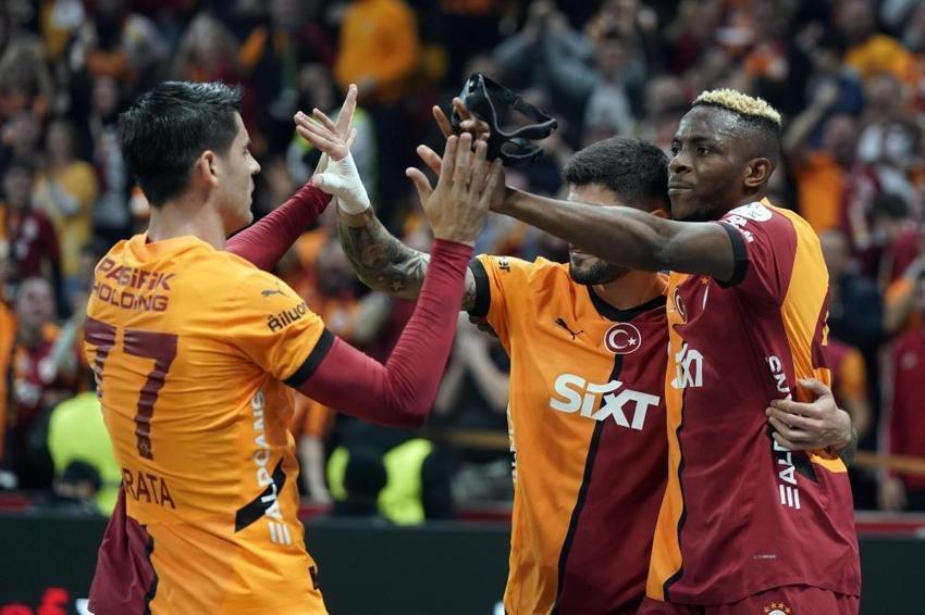 Süper Lig'de gol krallığı yarışında zirve alev aldı! Piatek, Simon Banza, En-Nesyri derken Osimhen'den bir ilk
