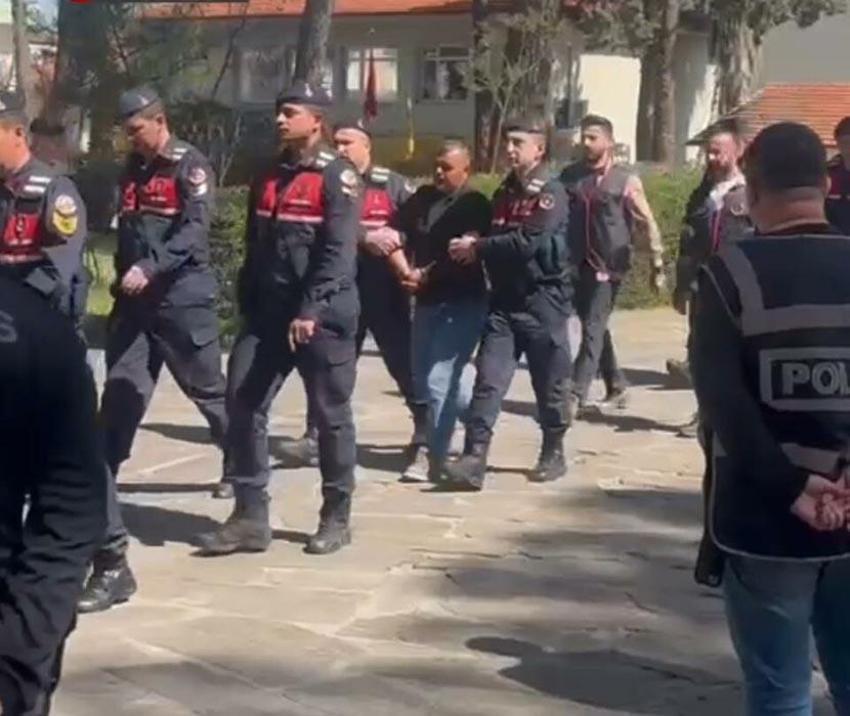 Sosyal medyada TikTok ünlüsü Meltem cinayetinde dere kenarında yakalanan şüpheli 'susma hakkı'nı kullandı, tutuklandı