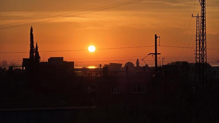 Hatay'da nefes kesen görüntüler! Gün batımı manzarası kartpostallık kareler oluşturdu