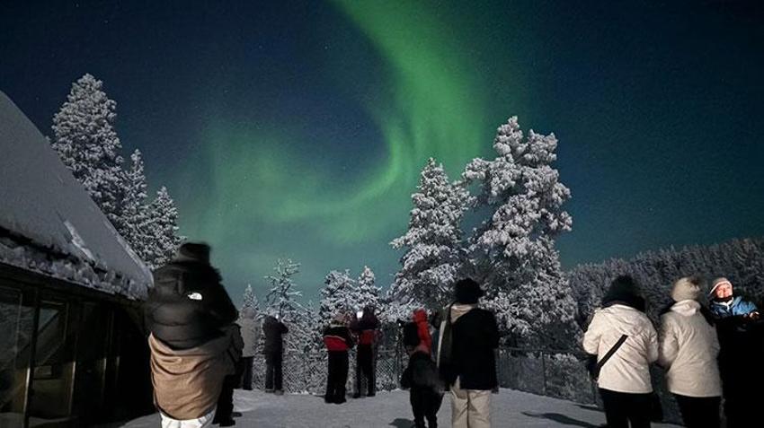 Kuzey Işıkları rüya gibi görüntüsü ile Türk turistleri mest etti