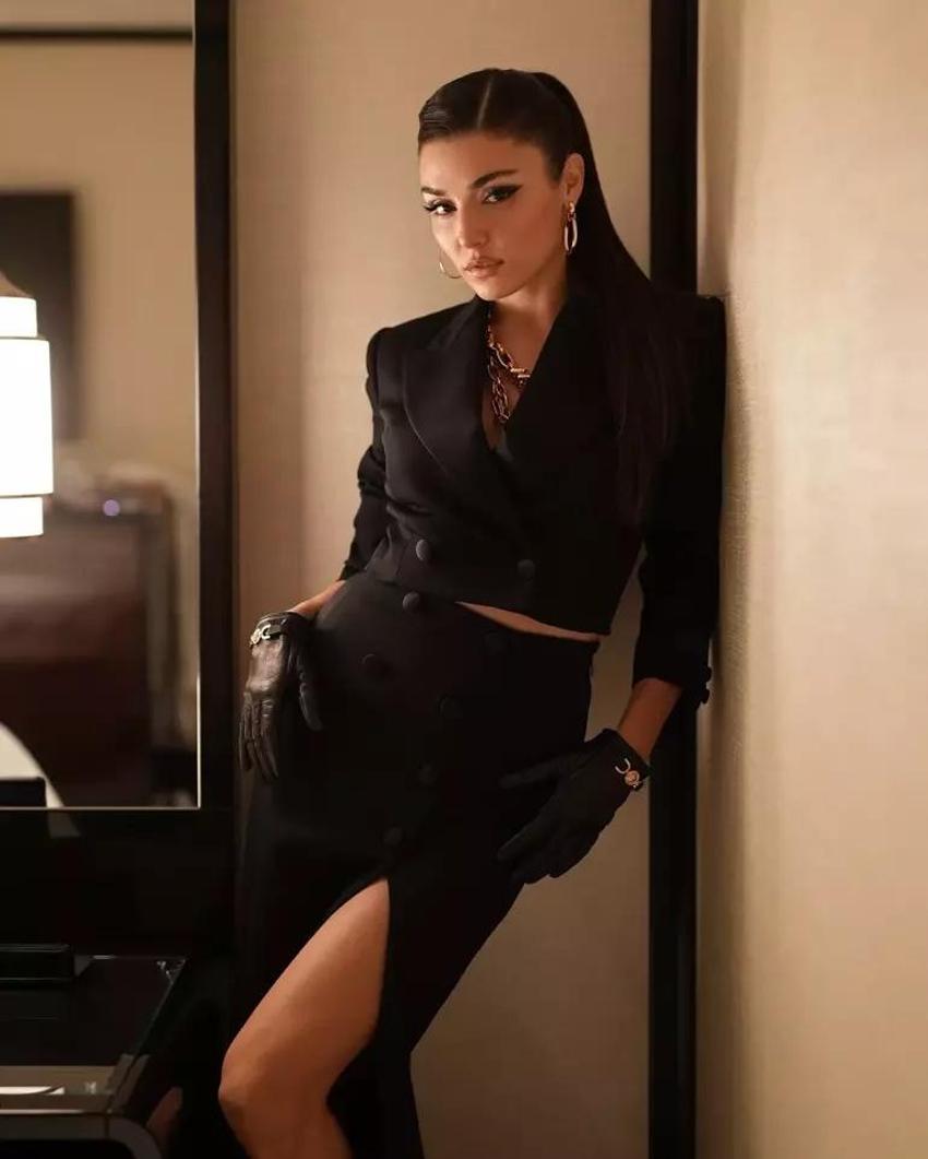 Hande Erçel'in kariyerinde bir ilk! Başrol de onun, hikaye de...