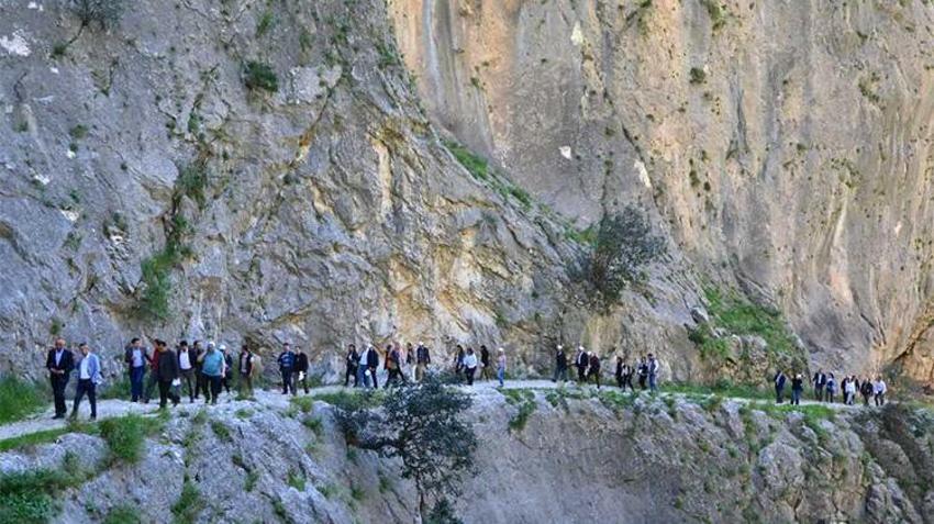 Adana'nın kalbinde yer alan labirent! Doğa tutkunlarının yeni gözdesi oldu! Adana turizmde rekor kıracak