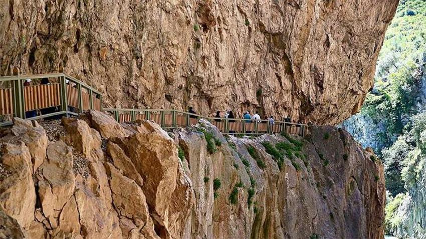 Adana'nın kalbinde yer alan labirent! Doğa tutkunlarının yeni gözdesi oldu! Adana turizmde rekor kıracak