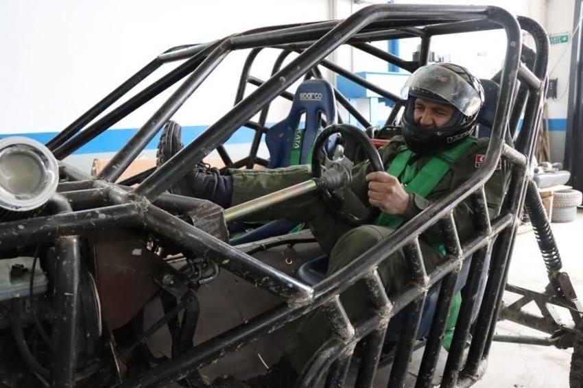 Doğal gaz borularından off-road aracı yaptı!