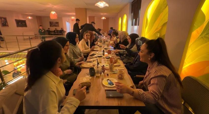 Hakkari'nin kadınları tezgaha geldi! Hünerlerini gösterdiler