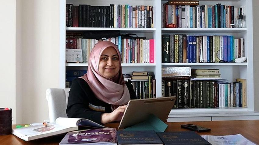 23 yıllık öğretmen doktor olmak için kolları sıvadı! Yarım kalan hayalini gerçekleştiriyor