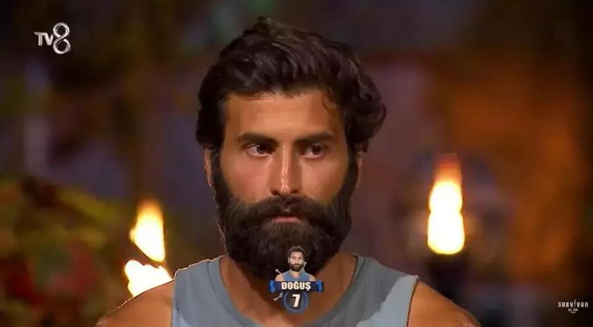 Pınar, Tuğba ve Sevgi konseyi birbirine kattı! Survivor'da eleme adayı açıklanırken kılıçlar çekildi