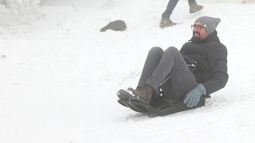 Adana mart ayında kara teslim oldu! Meteoroloji'den kuvvetli yağış uyarısı! Soğuklar geri dönüyor: Sıcaklıklar 6 derece birden düşecek