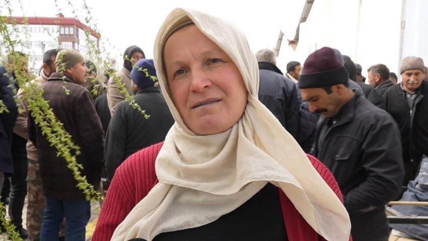 Kendisi üretici eşi çoban! Kadın girişimci kocasının sigortasını ödüyor