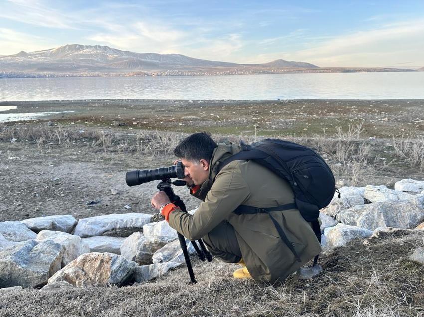 Bitlis'te göçmen kuş mesaisi! Her şey tek bir kare için, sadece orada bekliyor