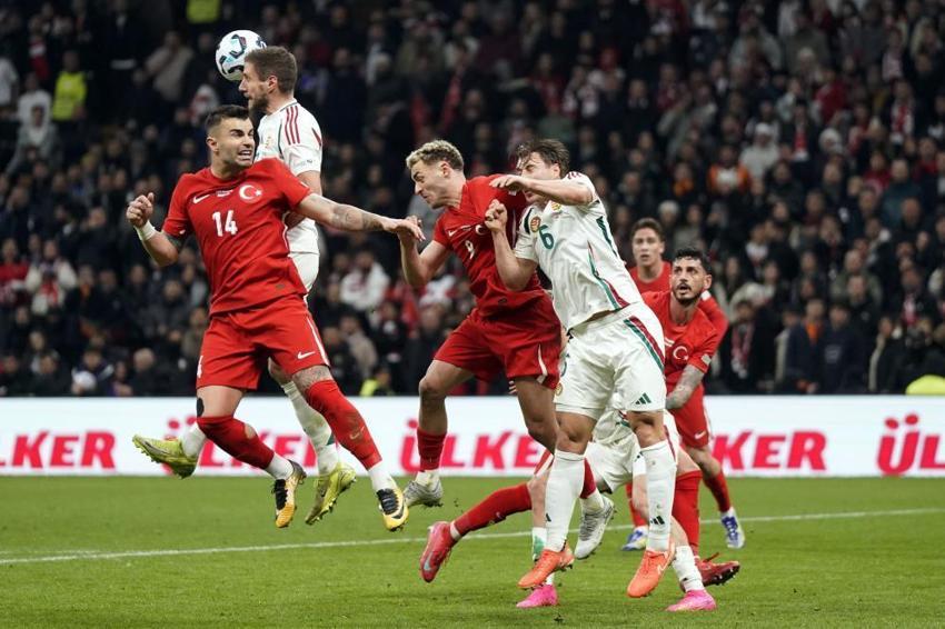 Hakan Çalhanoğlu'nun Arda Güler sözleri ortalığı karıştıracak: Herkes biliyor, bize gelsin oynasın