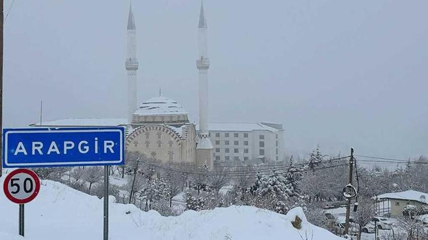 Doğu donacak batı ısınacak! Bazı illerde okullar tatil edildi, uzman isim İstanbullulara sıcaklık müjdesini verdi