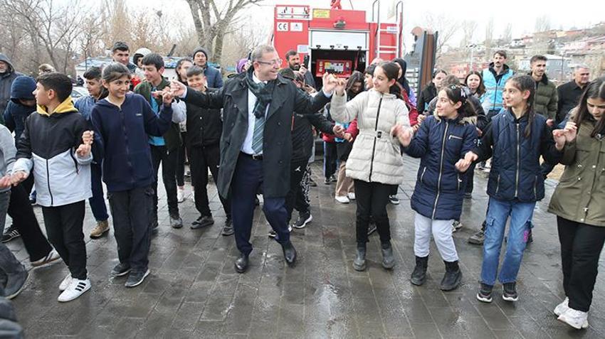 Kars ve Ardahan'da Nevruz Bayramı coşkuyla kutlandı