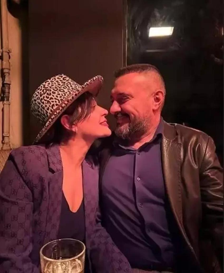 Gonca Vuslateri kızı Asya'nın yüzünü ilk kez gösterdi
