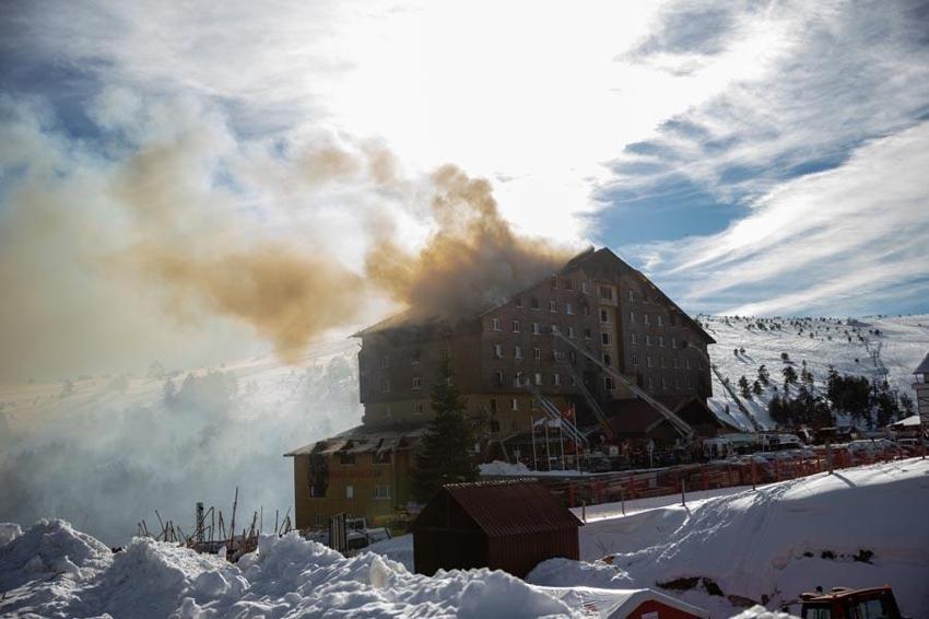 Kartalkaya'daki Grand Kartal Otel yangınına ilişkin bilirkişi raporu hazırlandı