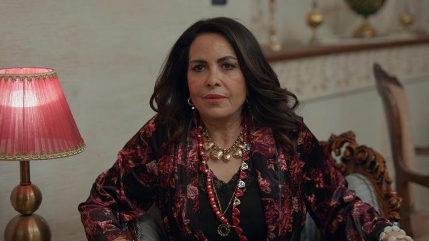 Alya'nın annesi Albora Konağı'nda!