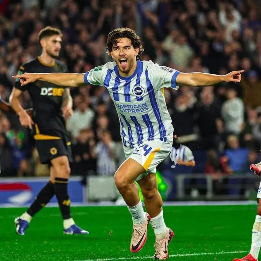 Ferdi Kadıoğlu'nun sevgilisi Sera Vrij'e görkemli evlilik teklifi sosyal medyayı yıktı geçti!