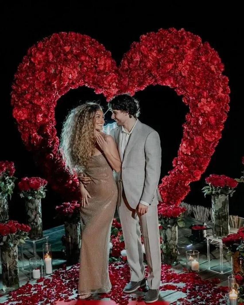 Ferdi Kadıoğlu'nun sevgilisi Sera Vrij'e görkemli evlilik teklifi sosyal medyayı yıktı geçti!