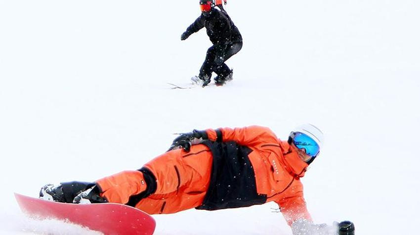 Palandöken'e Nevruz bereketi düştü! İranlı turistler tatili fırsat bilip Türkiye'ye akın etti
