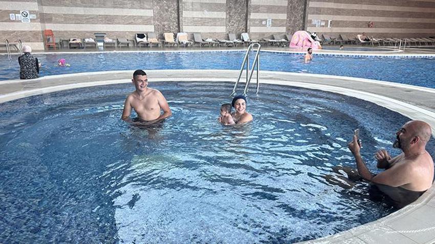 Afyonkarahisar'da bayrama hazır! Yerli turist termal turizme yoğun ilgi gösteriyor