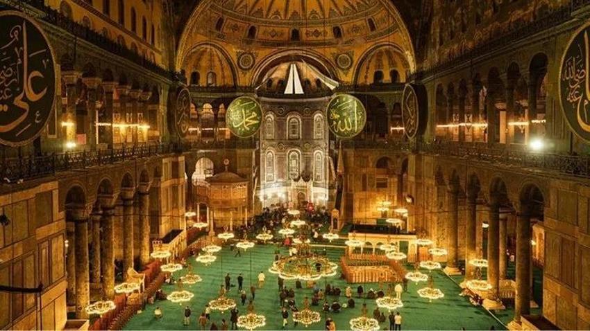 Kadir Gecesi'nde Yasin okunur mu, fazileti nedir? Kadir Gecesi Kuran-ı Kerim'den hangi sureler okunur?