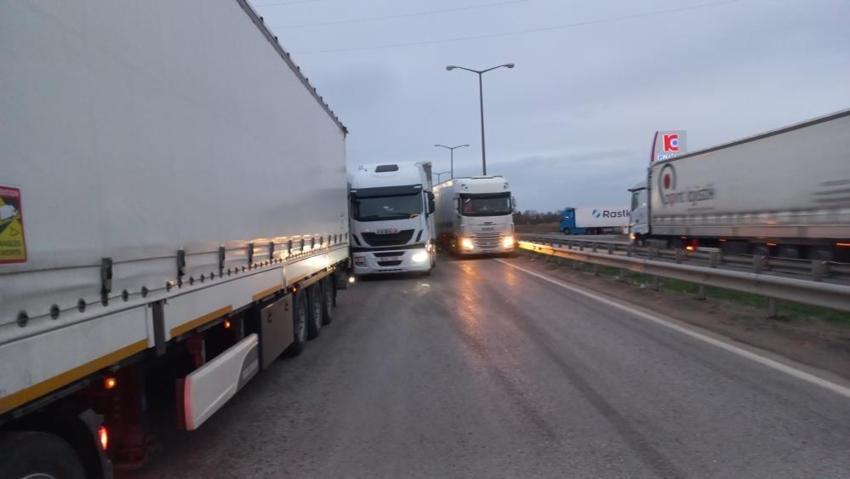 Yanlış mesaj 10 kilometre kuyruğa neden oldu! Kapıkule'de zor anlar