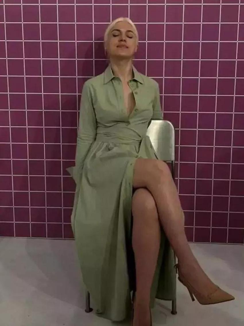 Hayat Bilgisi'nin Barbie'si Nişantaşı'nda! 'Sevgili değil arkadaş'