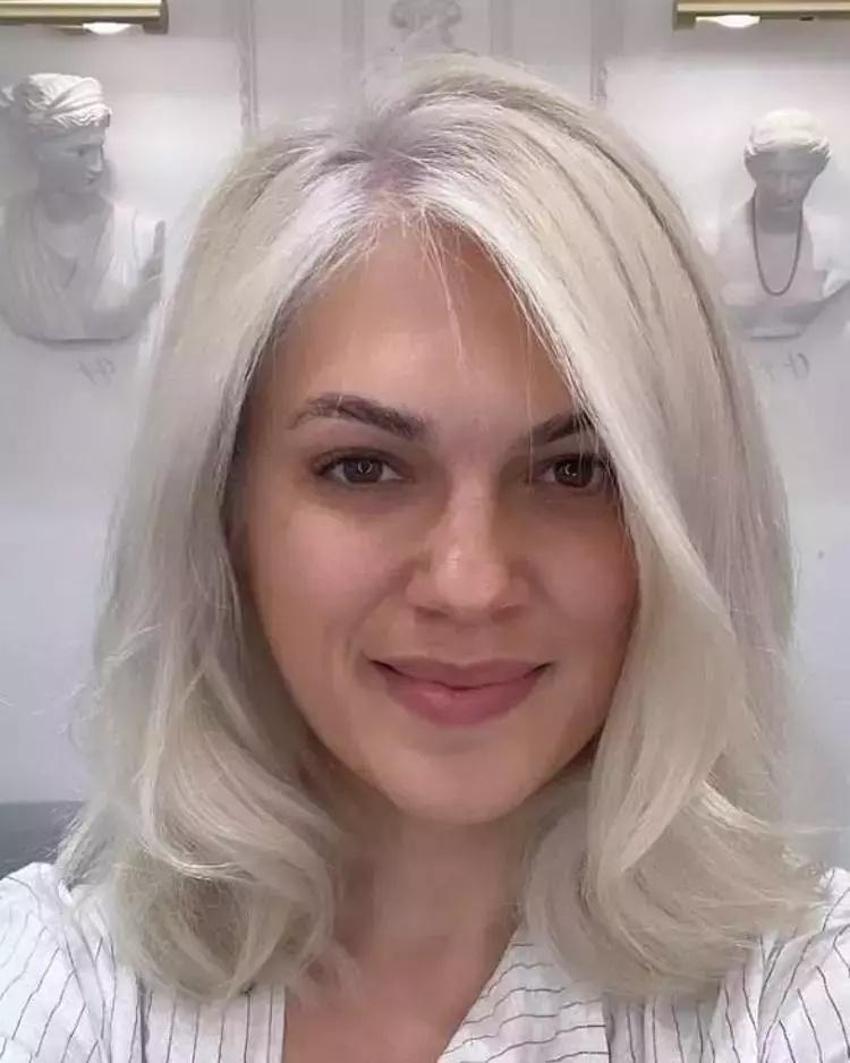 Hayat Bilgisi'nin Barbie'si Nişantaşı'nda! 'Sevgili değil arkadaş'
