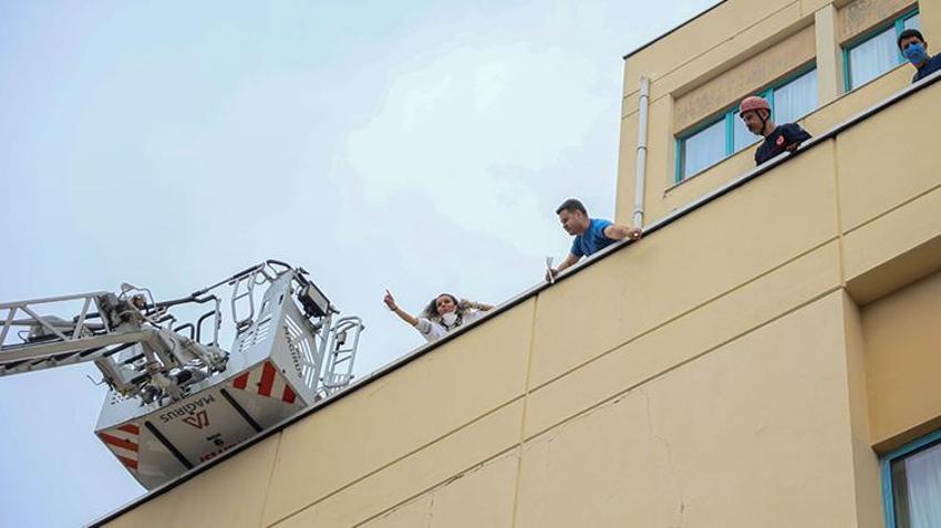 Akdeniz Üniversitesi Hastanesi'nde yangın paniği! Hastalar tahliye edildi